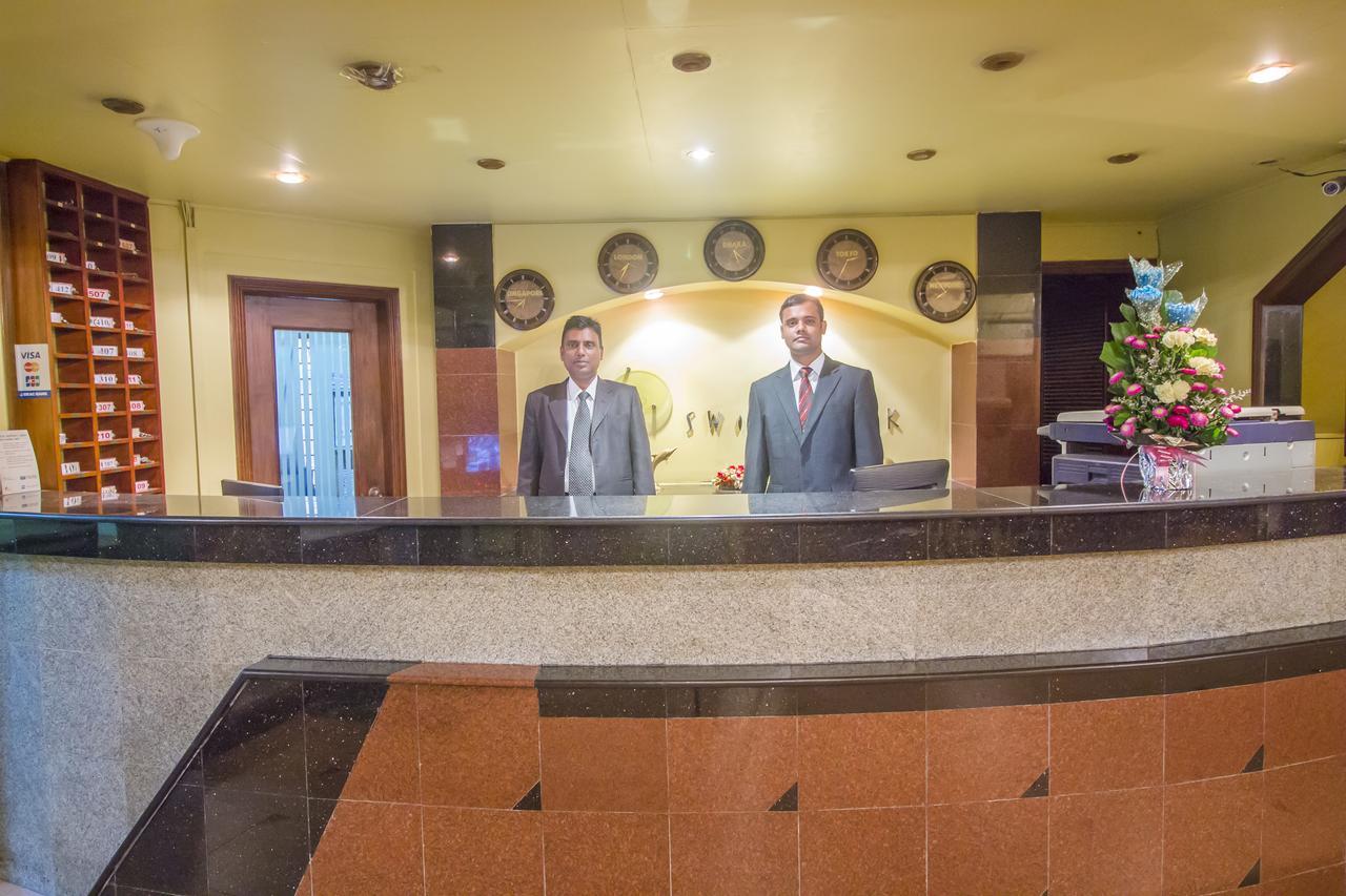 Hotel Swiss Park Dhaka Exterior photo