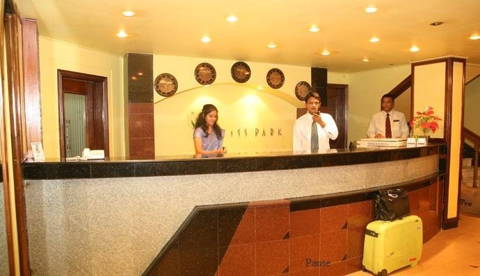 Hotel Swiss Park Dhaka Exterior photo